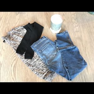 💕KanCan faded denim ankle jean with zipper detail